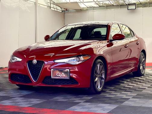 2020 Alfa Romeo Giulia Sport