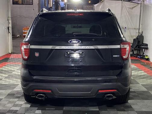 2018 Ford Explorer Base