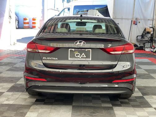 2017 Hyundai ELANTRA Limited