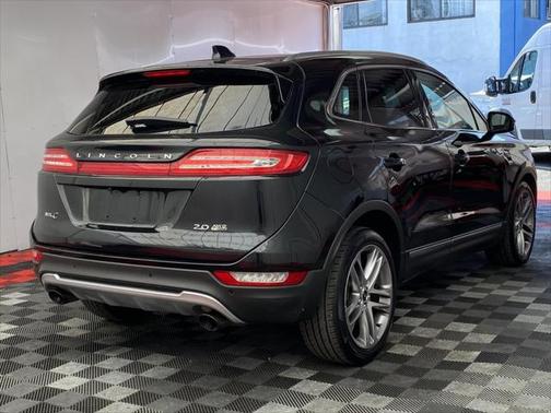 2015 Lincoln MKC Base