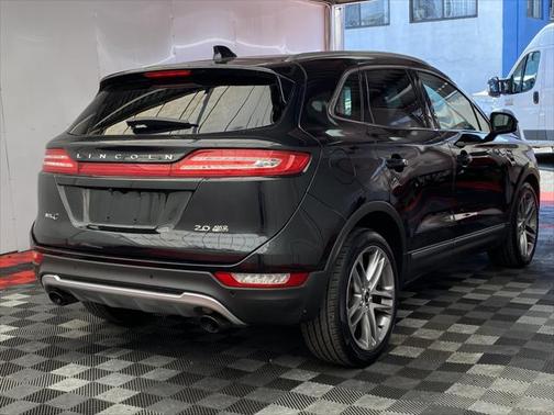 2015 Lincoln MKC Base