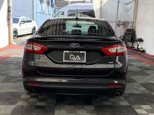 2015 Ford Fusion SE
