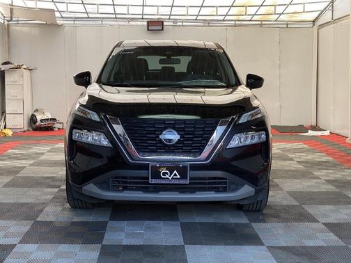 Super Black 2023 Nissan Rogue SV