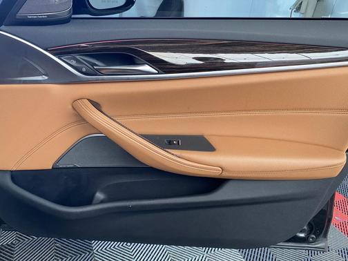 2021 BMW 530 xDrive