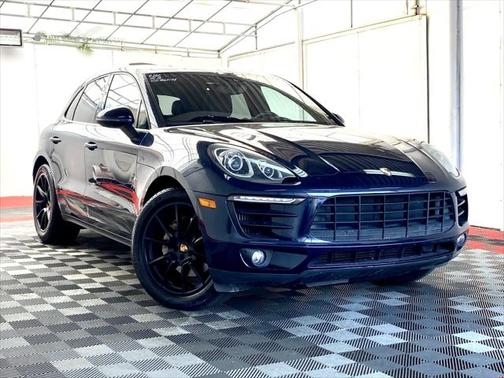 2015 Porsche Macan S