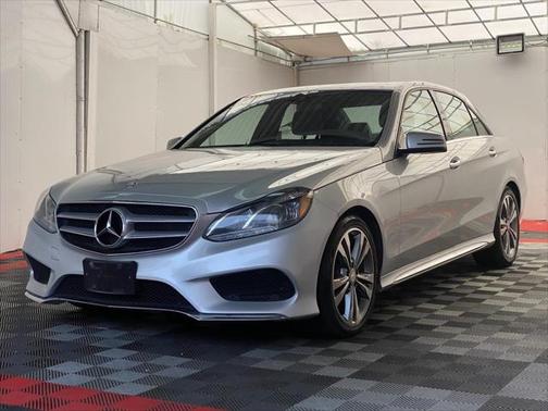 2016 Mercedes-Benz E-Class 4MATIC