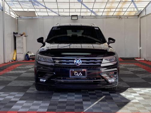 2019 Volkswagen Tiguan 2.0T SEL R-Line 4MOTION