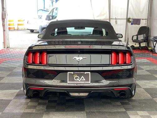 2015 Ford Mustang EcoBoost Premium