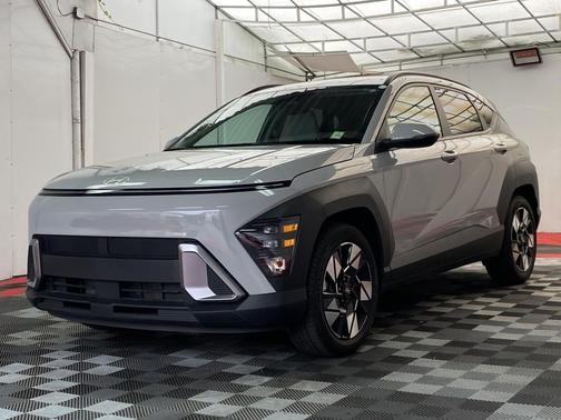 Cyber Gray Metallic 2025 Hyundai KONA SEL