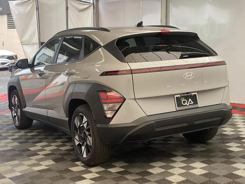 Cyber Gray Metallic 2025 Hyundai KONA SEL