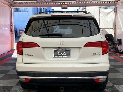 White Diamond Pearl 2017 Honda Pilot Elite