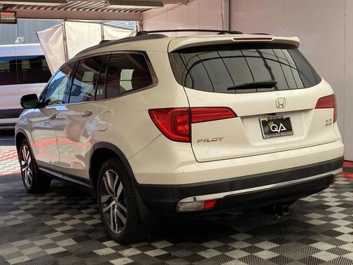 2017 Honda Pilot Elite