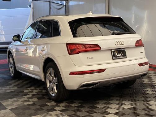 2019 Audi Q5 2.0T Premium Plus