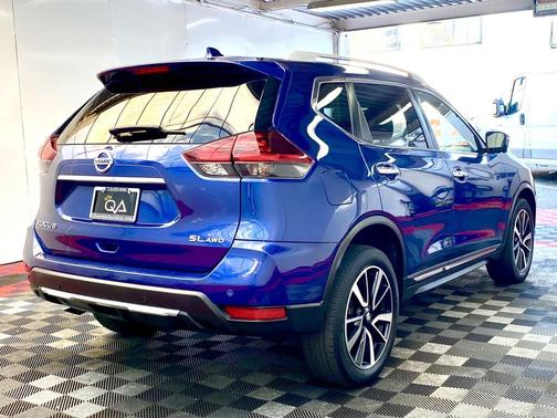2020 Nissan Rogue SL