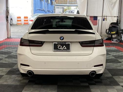 Mineral White Metallic 2023 BMW 330 xDrive
