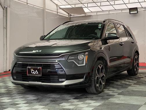2023 Kia Niro Touring