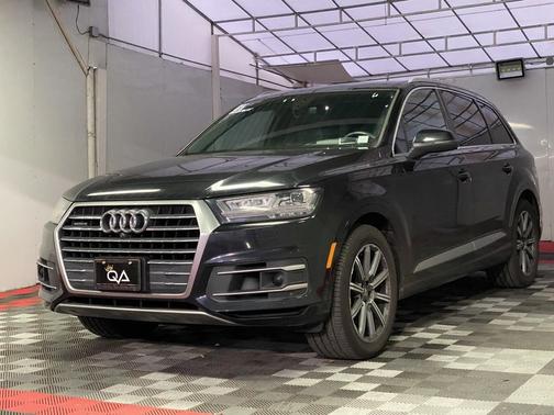 2019 Audi Q7 55 Prestige