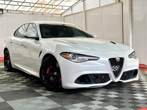 2019 Alfa Romeo Giulia Quadrifoglio