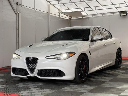 2019 Alfa Romeo Giulia Quadrifoglio