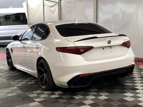 2019 Alfa Romeo Giulia Quadrifoglio