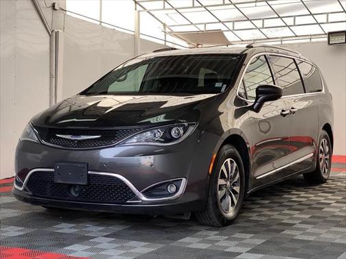 2019 Chrysler Pacifica Touring-L Plus