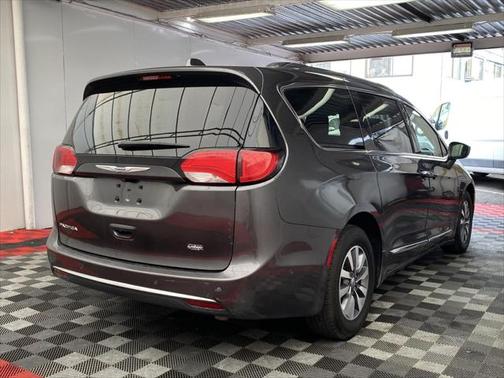 2019 Chrysler Pacifica Touring-L Plus