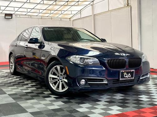 Imperial Blue Metallic 2016 BMW 528 xDrive