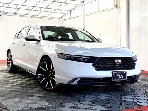 2023 Honda Accord Hybrid Touring