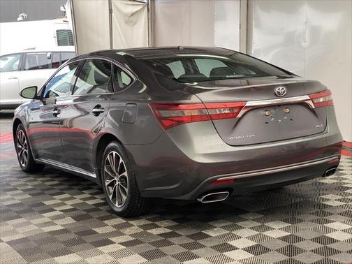 2016 Toyota Avalon XLE Plus