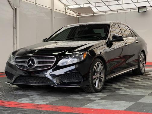 2016 Mercedes-Benz E-Class 4MATIC