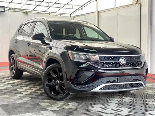 2023 Volkswagen Taos 1.5T SE