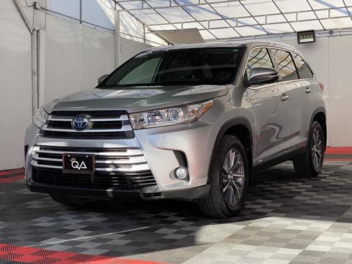 2019 Toyota Highlander Hybrid XLE