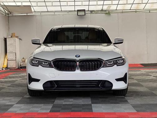 2020 BMW 330 xDrive