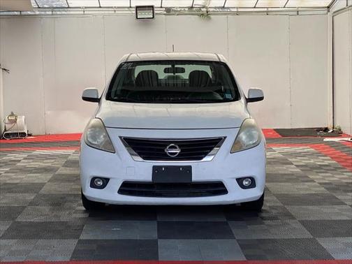 2012 Nissan Versa 1.6 S