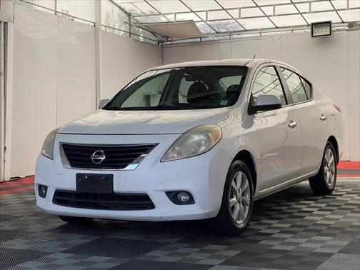 2012 Nissan Versa 1.6 S
