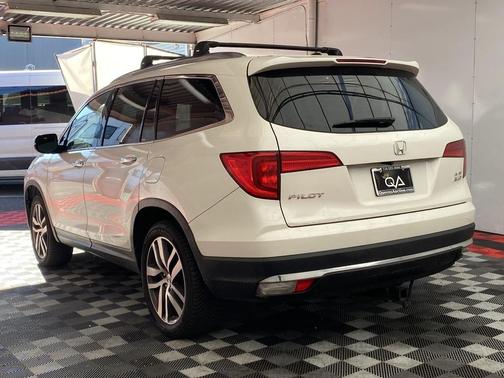 2017 Honda Pilot Elite