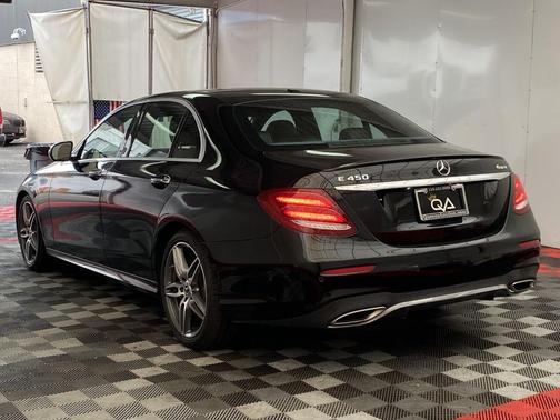 Black 2019 Mercedes-Benz E-Class 4MATIC