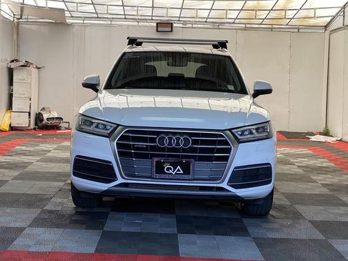 Ibis White 2018 Audi Q5 2.0T Premium Plus