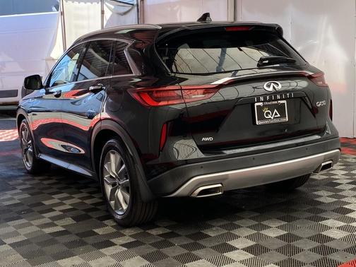 2022 INFINITI QX50 ESSENTIAL AWD