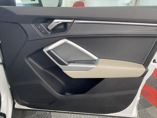 2021 Audi Q3 45 S line Premium