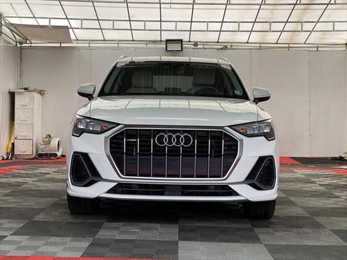 2021 Audi Q3 45 S line Premium