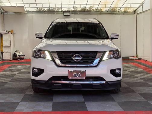 2019 Nissan Pathfinder Platinum