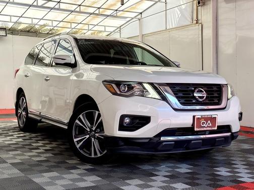 2019 Nissan Pathfinder Platinum