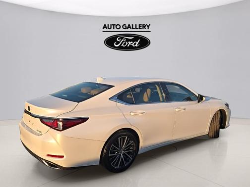 Ultra White 2023 Lexus ES 350 350