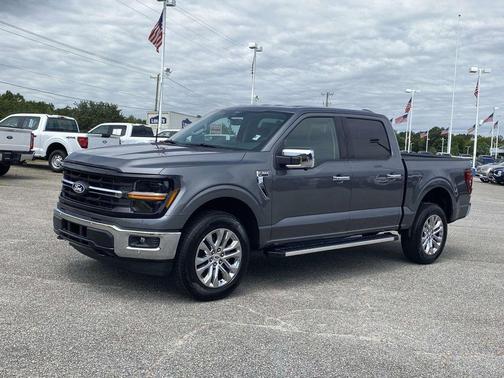 Carbonized Gray Metallic 2026 Ford F-150 XLT