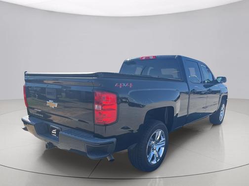 Black 2018 Chevrolet Silverado 1500 Custom