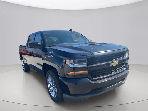Black 2018 Chevrolet Silverado 1500 Custom
