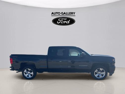 Black 2018 Chevrolet Silverado 1500 Custom