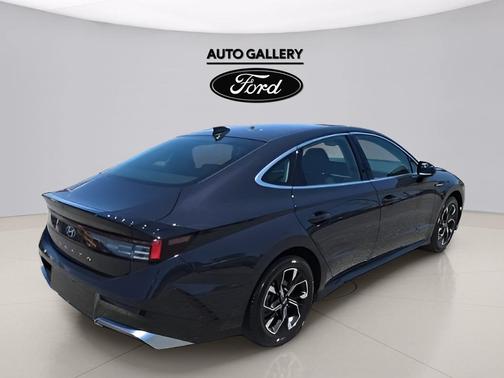 Carbon Blue 2025 Hyundai SONATA SEL