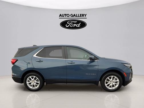 Lakeshore Blue Metallic 2024 Chevrolet Equinox LT